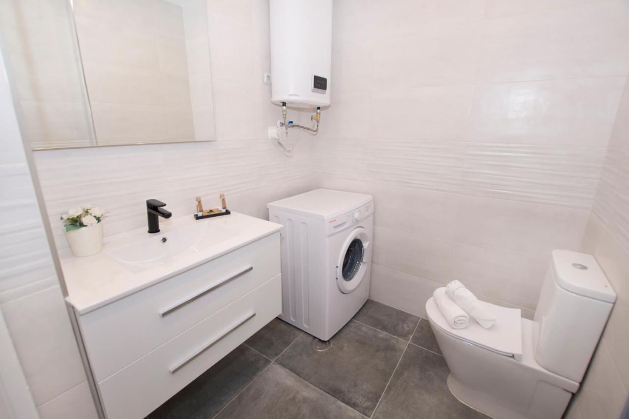 Cosy Apartment Close To Sea, Wifi, Air Cond Calpe Ngoại thất bức ảnh